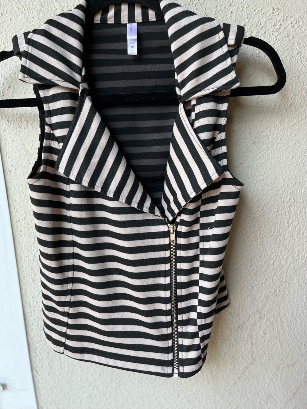Xhilaration Black & Cream Striped Sleeveless Moto Vest